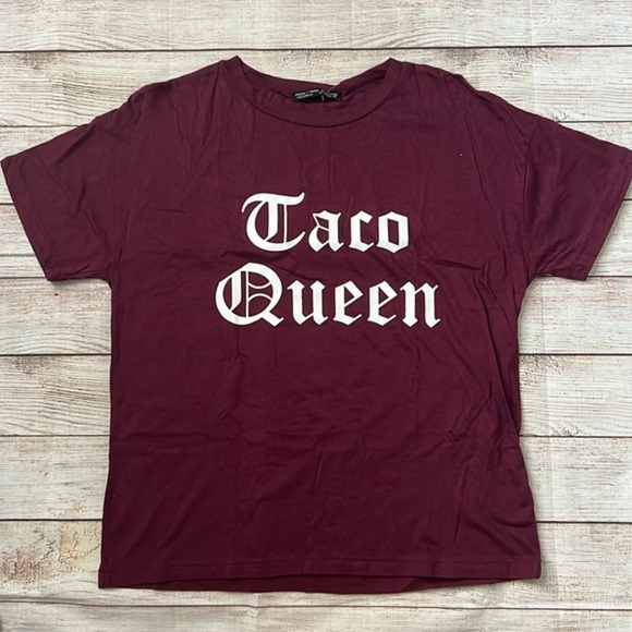 Rock Rose Couture Taco Queen T-Shirt Small Burgundy Red Graphic Tee‎ Women's NWT - Picture 3 of 9